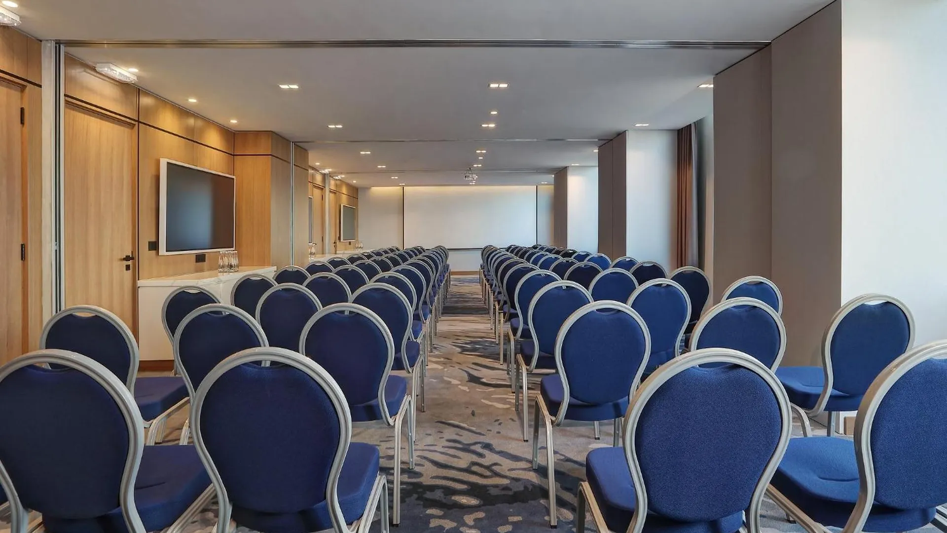 Voco Beirut Central District By Ihg 5*,