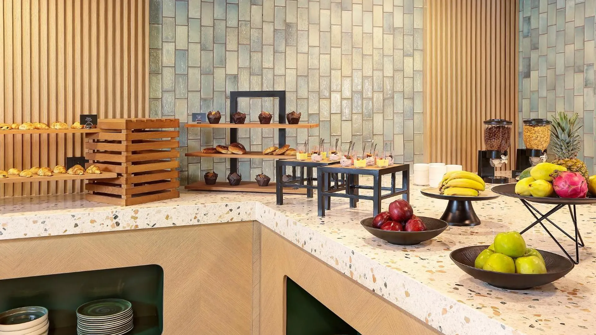 Voco Beirut Central District By Ihg 5*,  Lebanon
